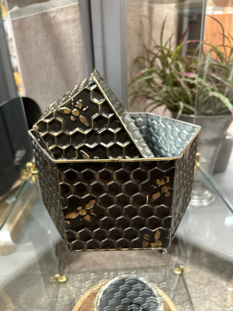 Hexagonal Honeycomb Trays (2 Sizes)