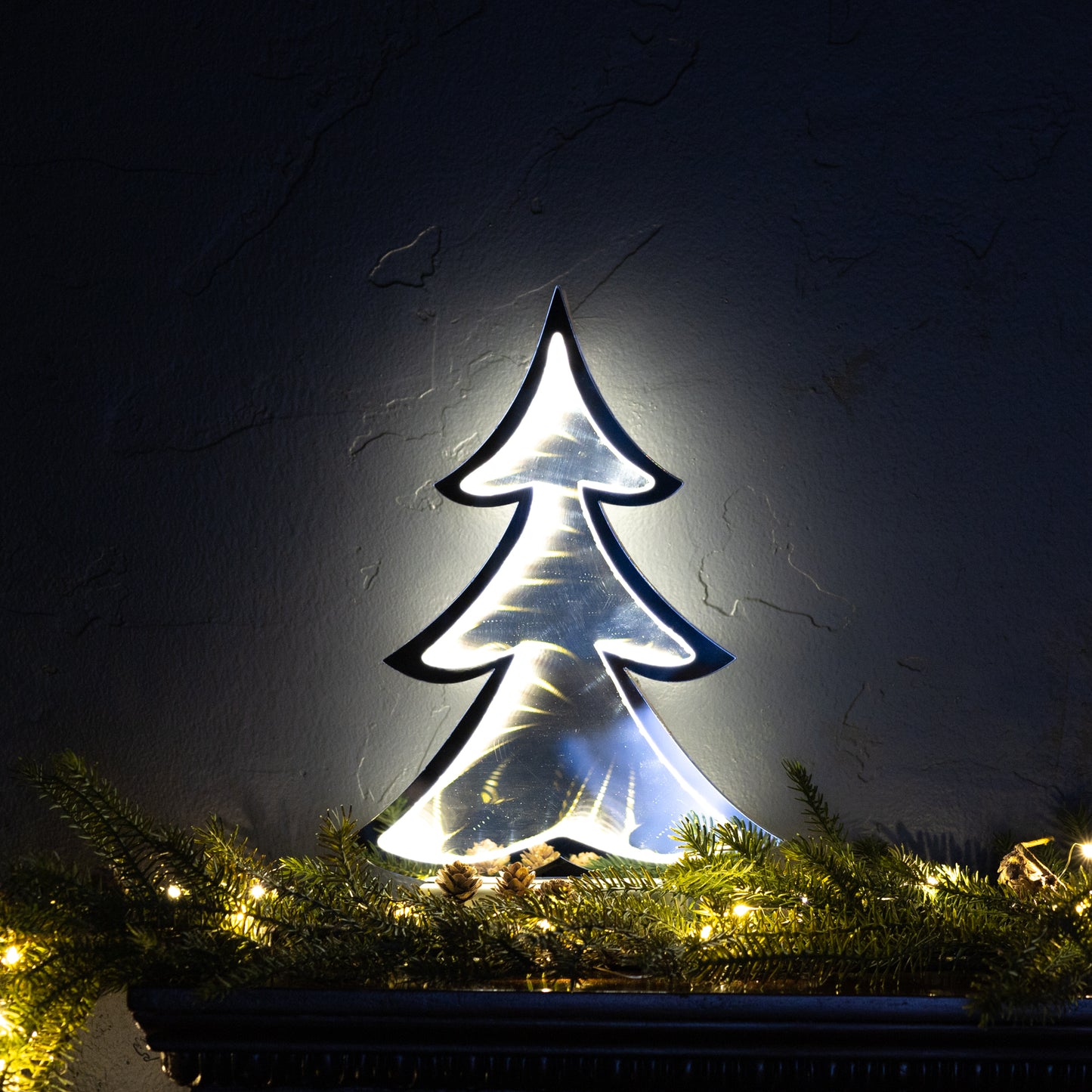 Tree Infinity Light 12.5"