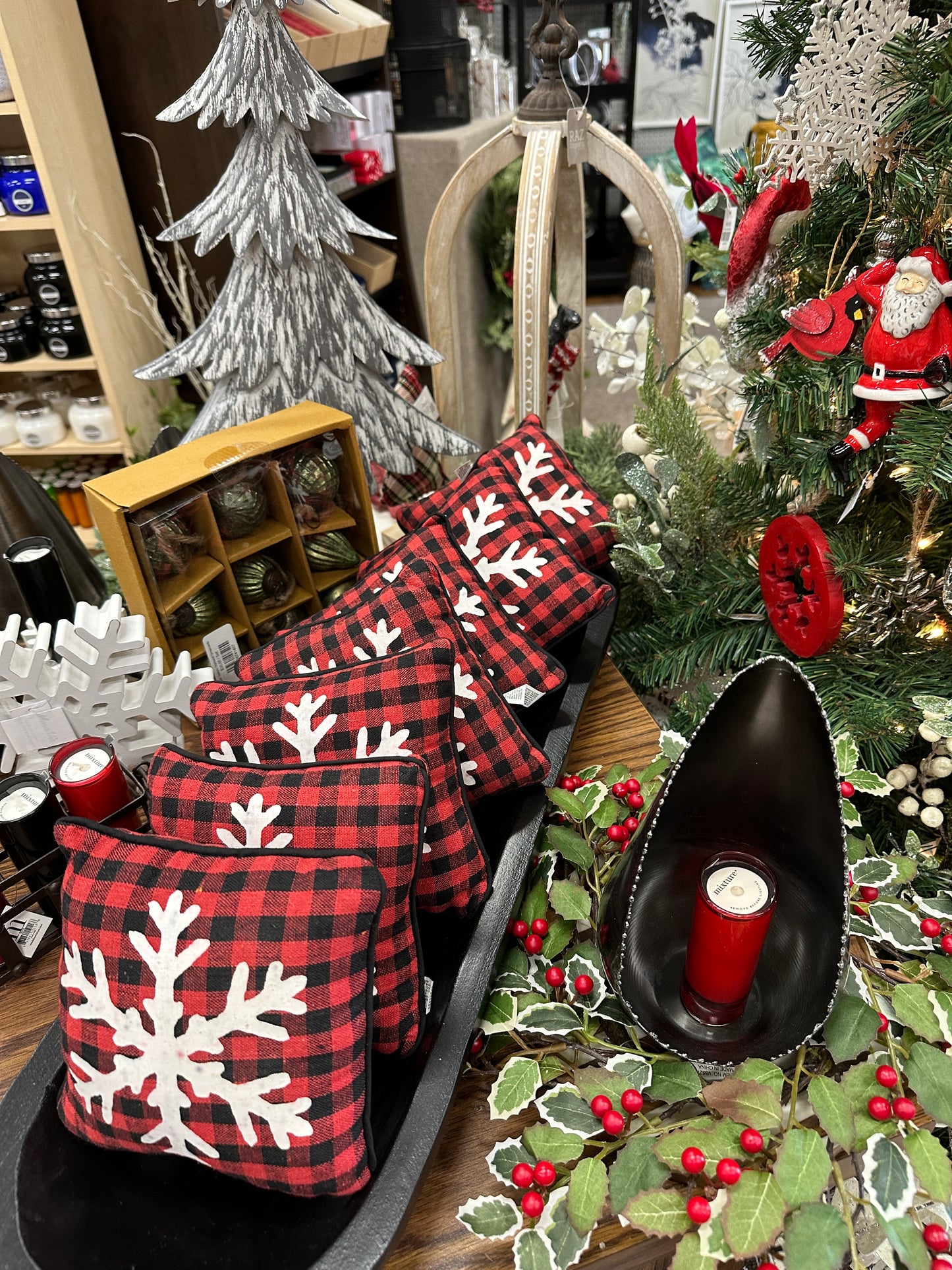 Snowflake Mini Lodge Pillow
