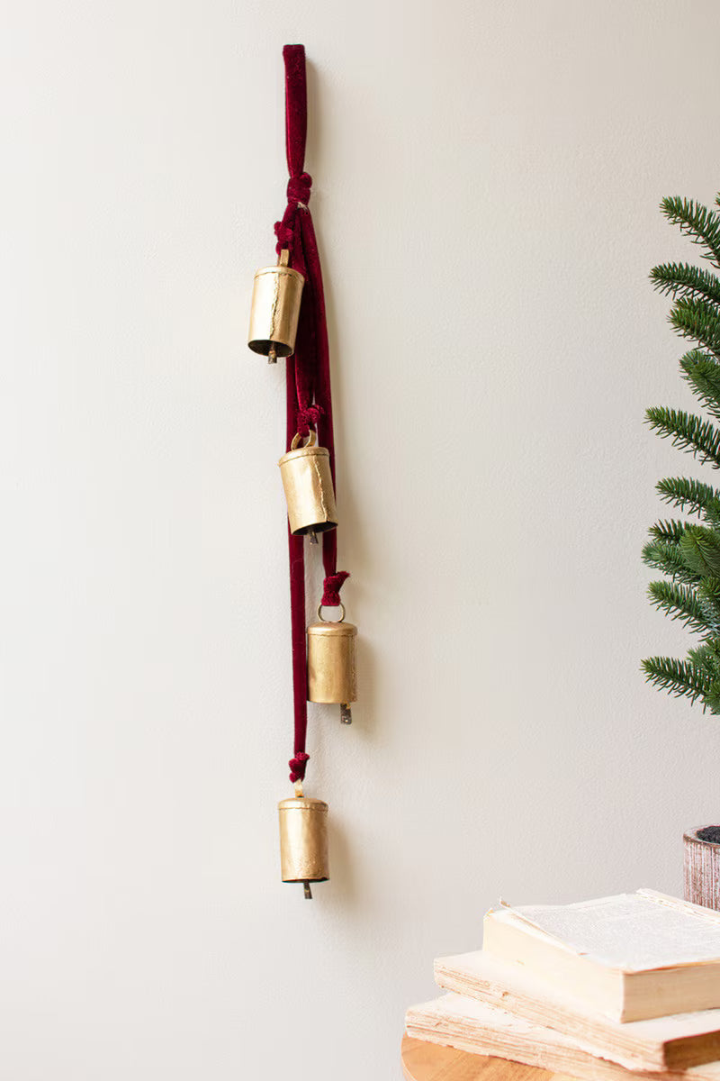 Metal Christmas Bell Cluster w/Velvet Rope