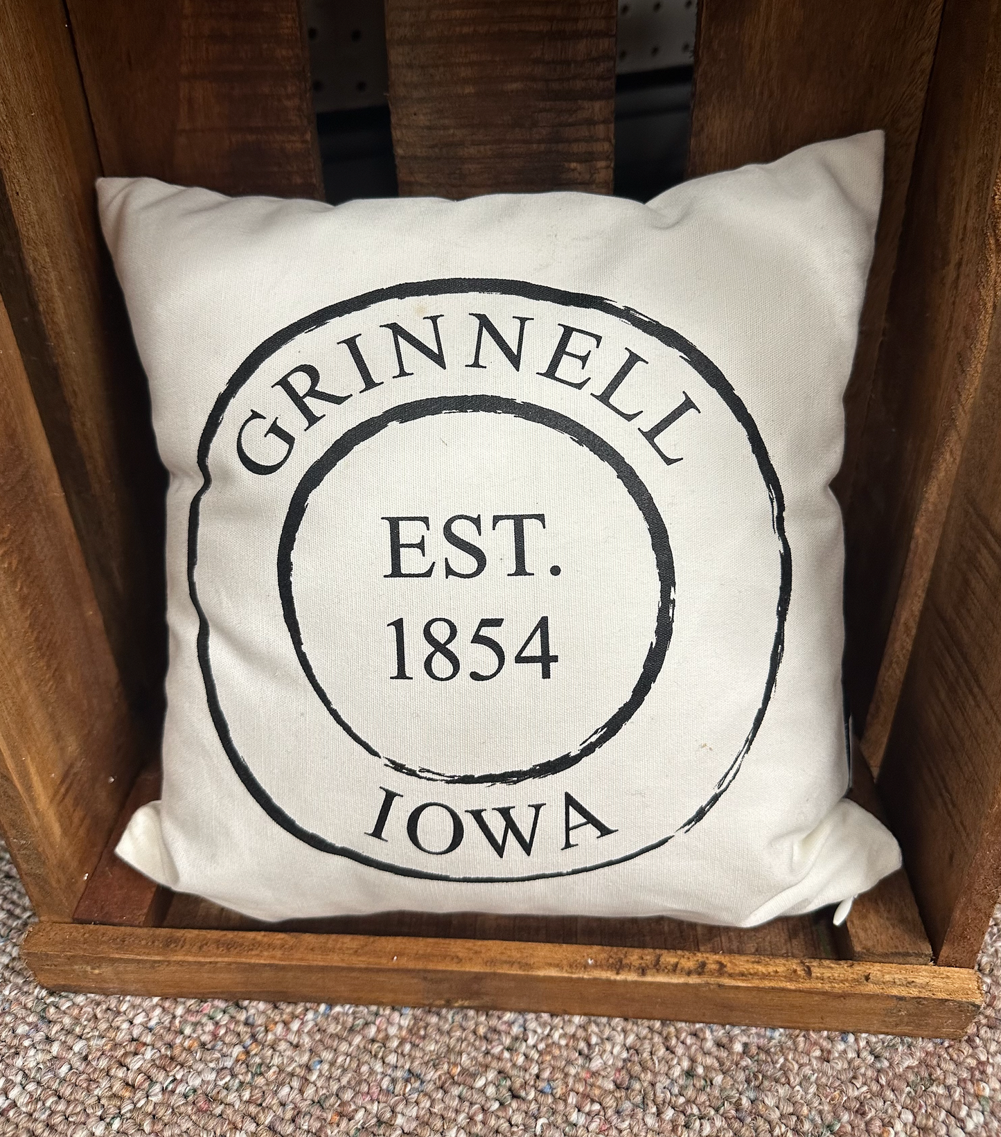 Grinnell Pillow