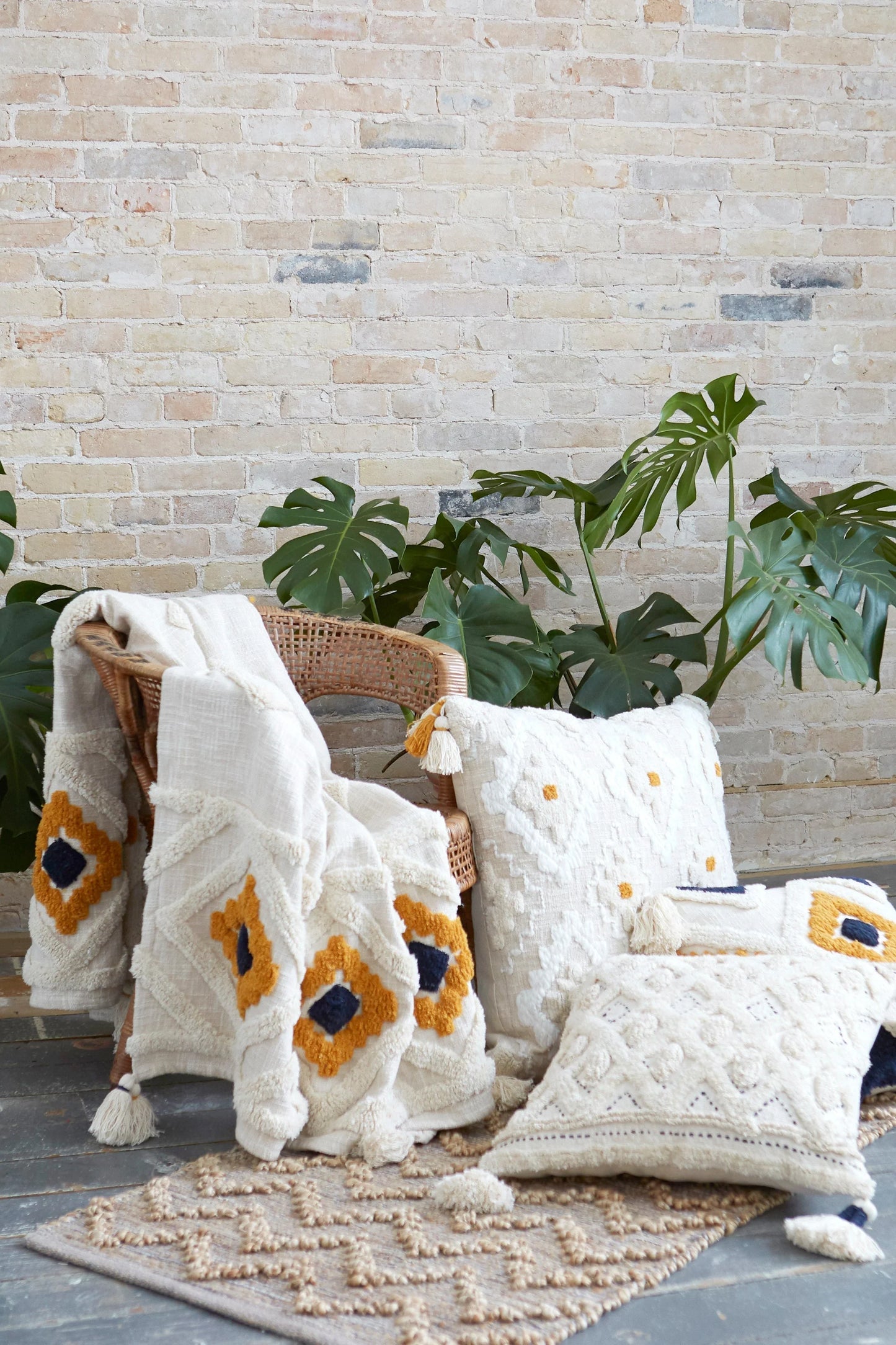 Patina Vie - Amalfi Coast - Mini Diamond Tufted Cotton Slub Square Pillow