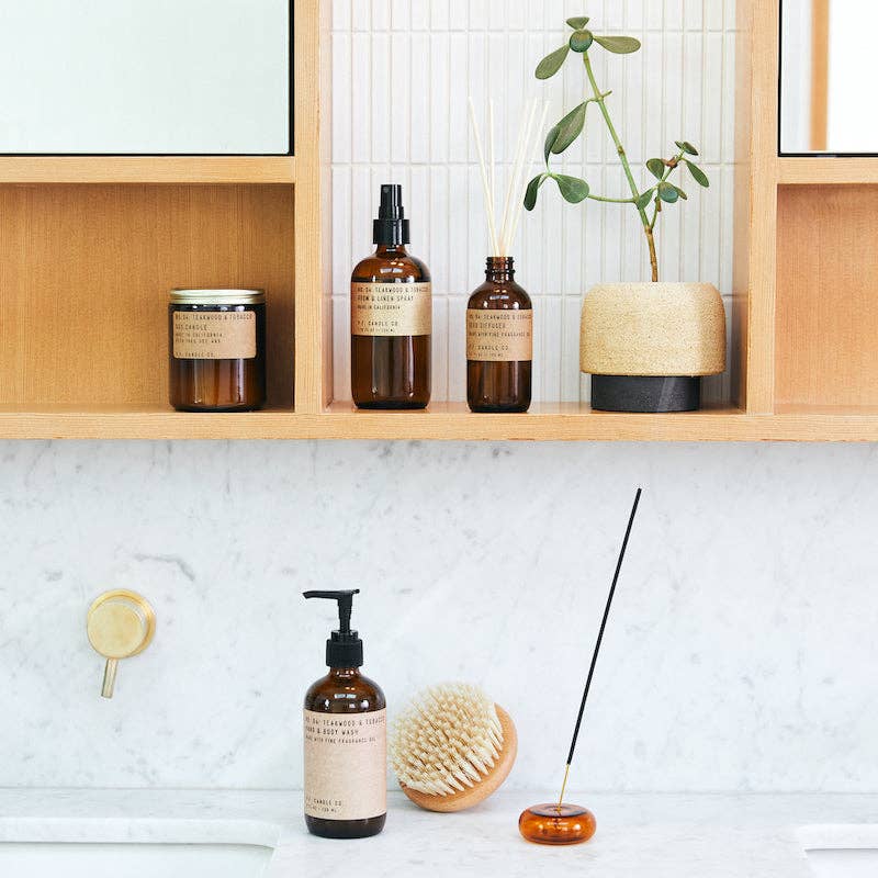 P.F. Candle Co. - Teakwood & Tobacco - 3.5 oz Reed Diffuser