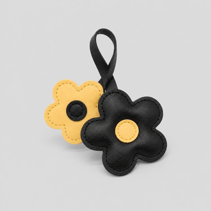 DAYLA - Flower Bag Charm