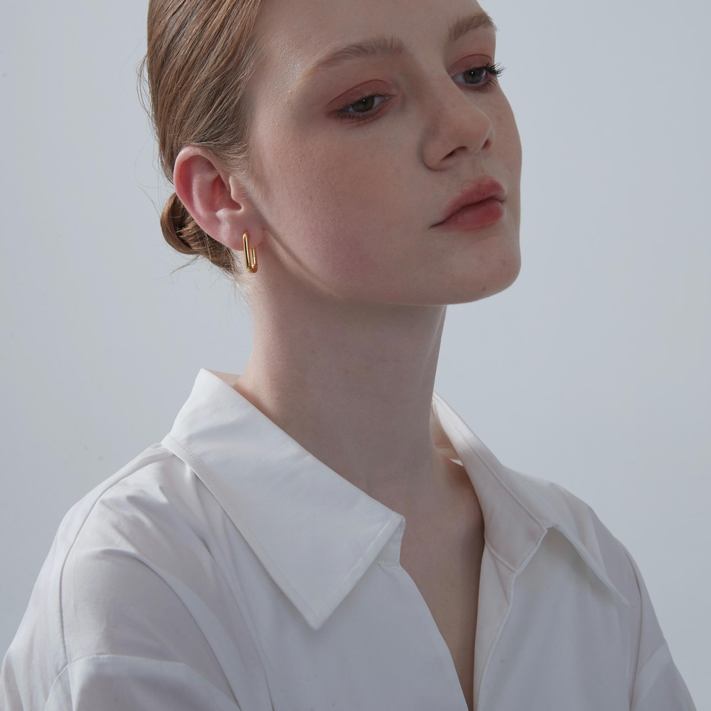 Perimade & Co. LLC - Minimalist Rectangular Hoop Earrings in 925 Sterling Silver