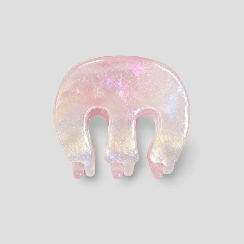 DAYLA - Petite Letter M Claw Clip