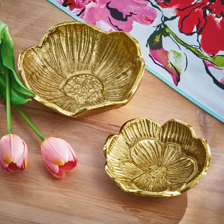 Blossom Cast Aluminum Dish