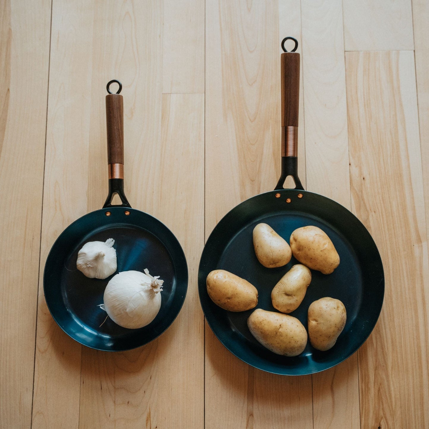 Barebones - Blue Carbon Steel Skillet