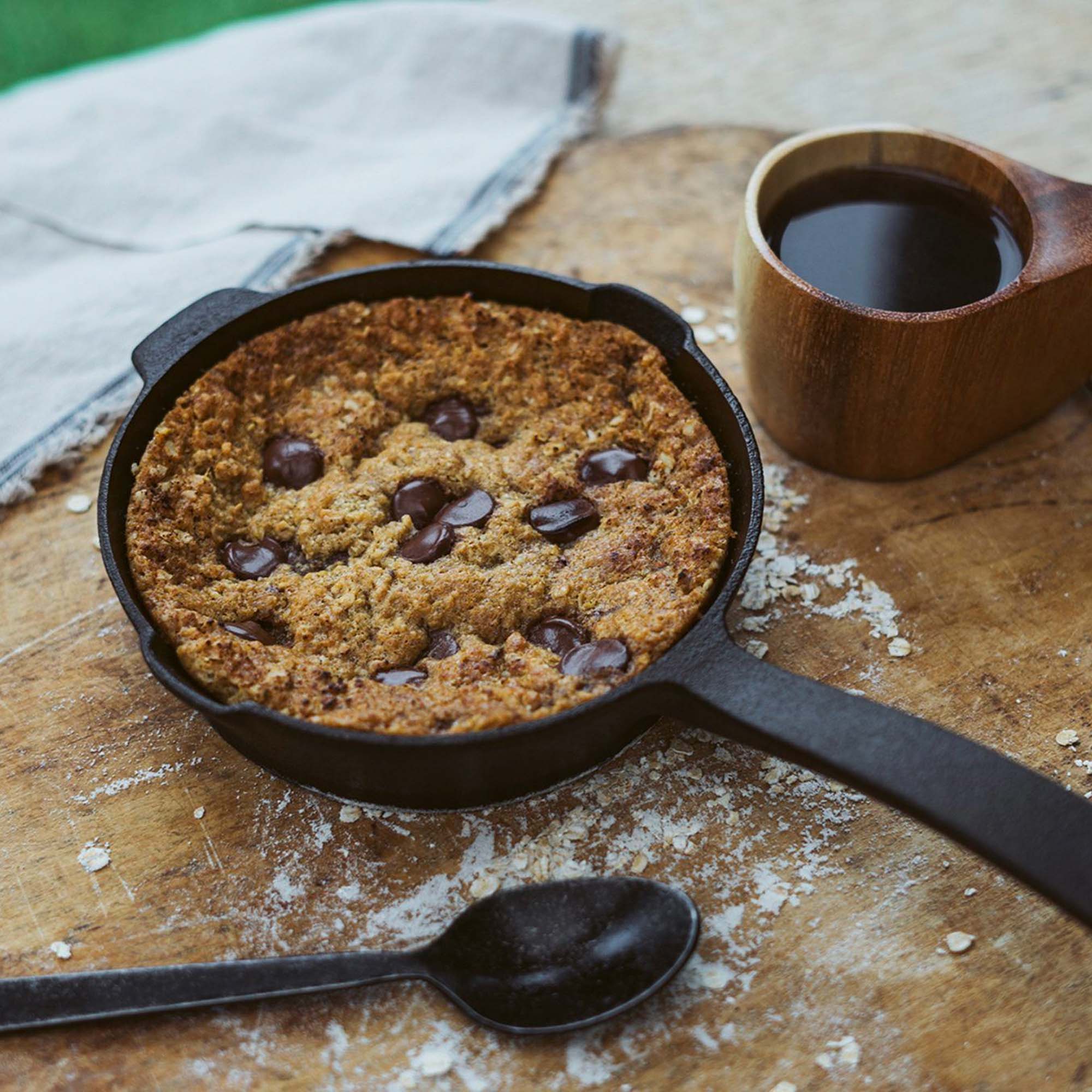 Barebones - All-in-One Cast Iron Skillet