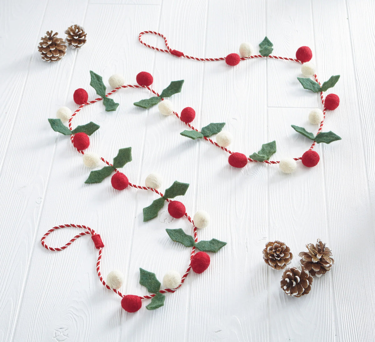 Holly Wool Felt Garland