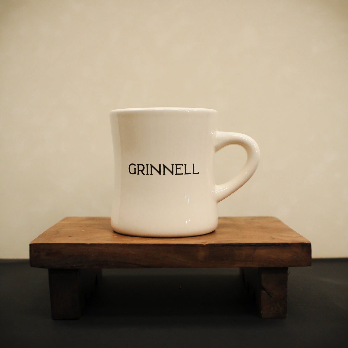 Grinnell 10 oz. Diner Coffee Mug