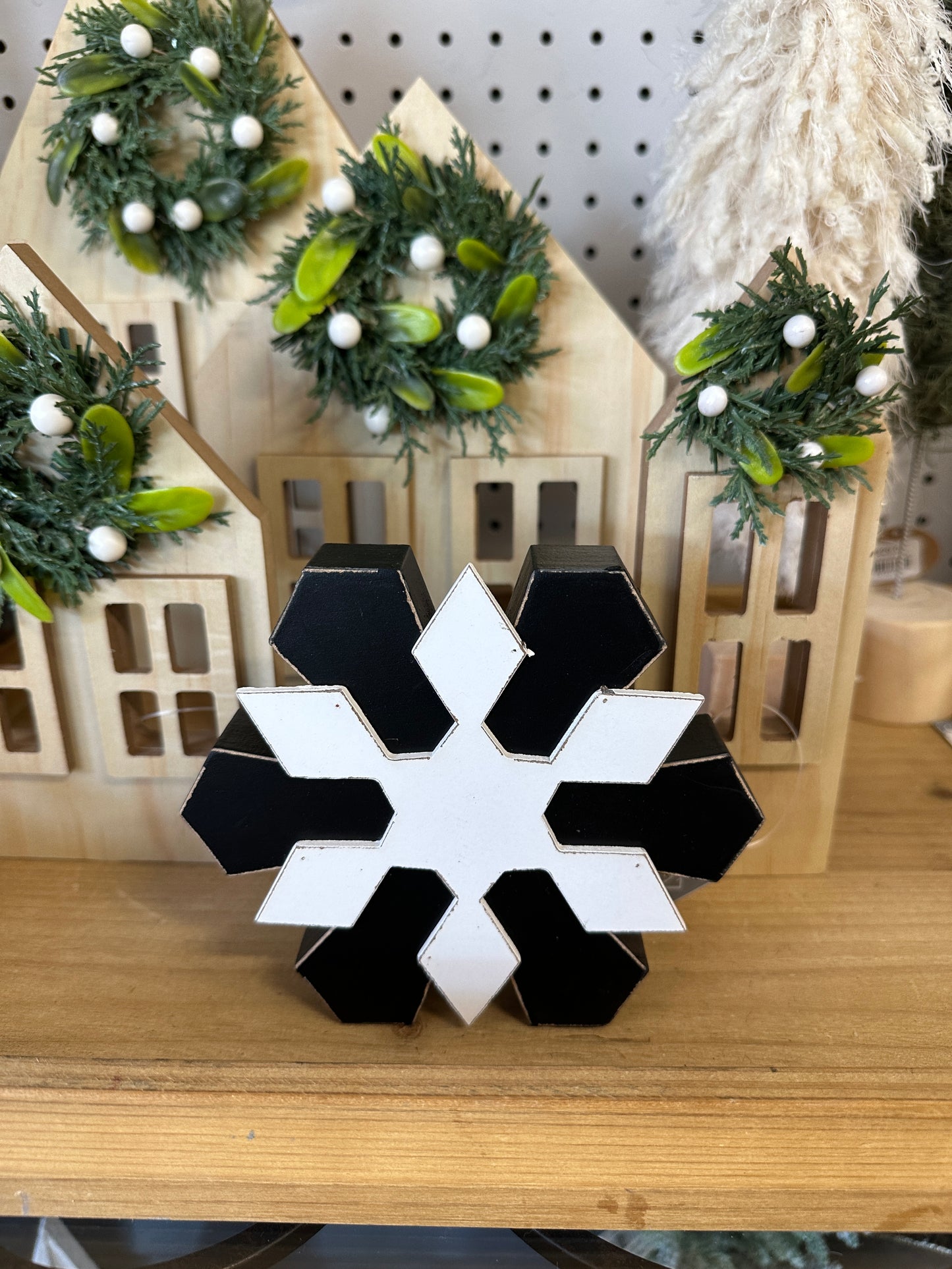 Black/White Snowflake Block
