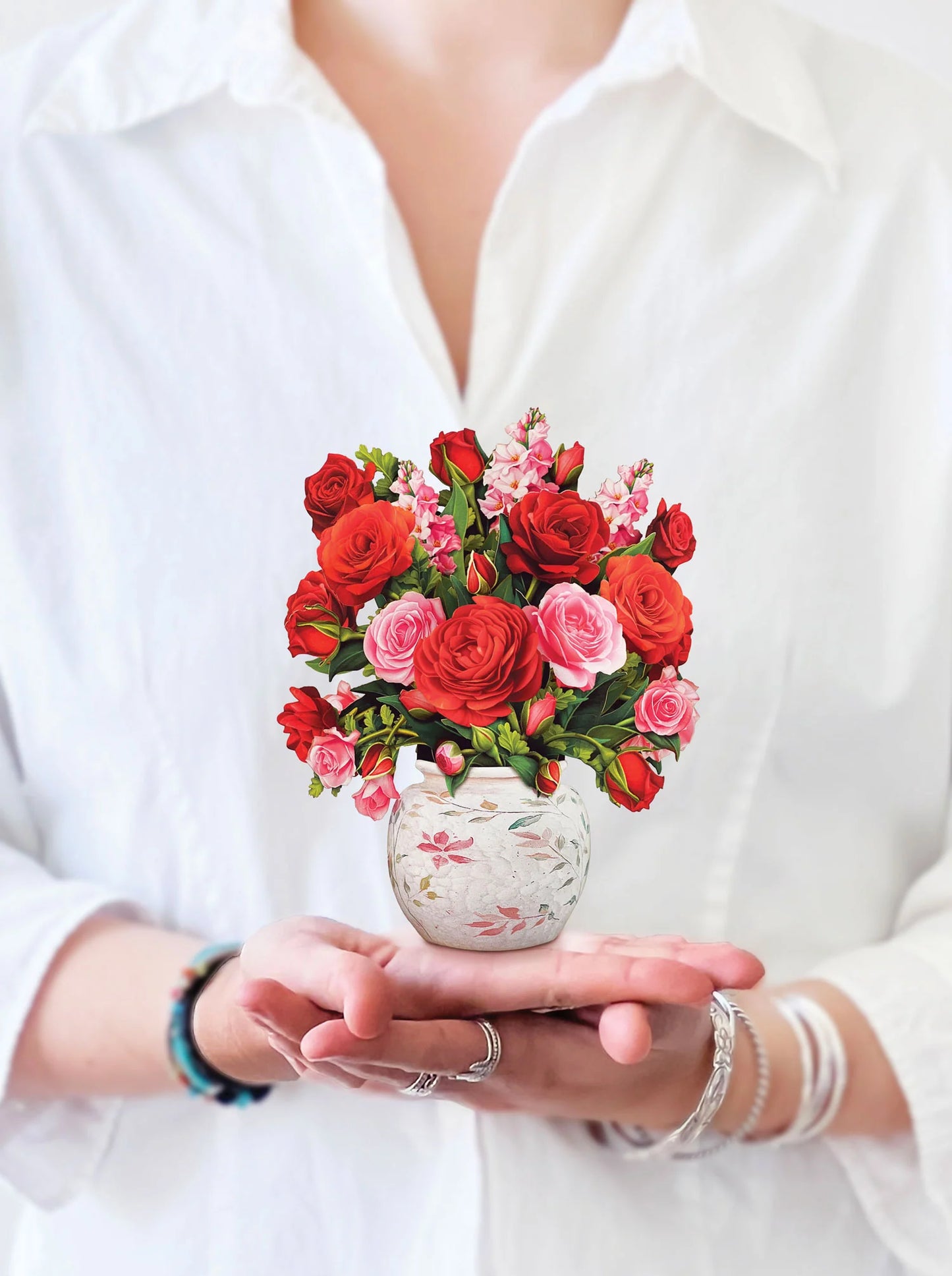 Freshcut Paper. Mini Blooming Roses Pop-Up Card