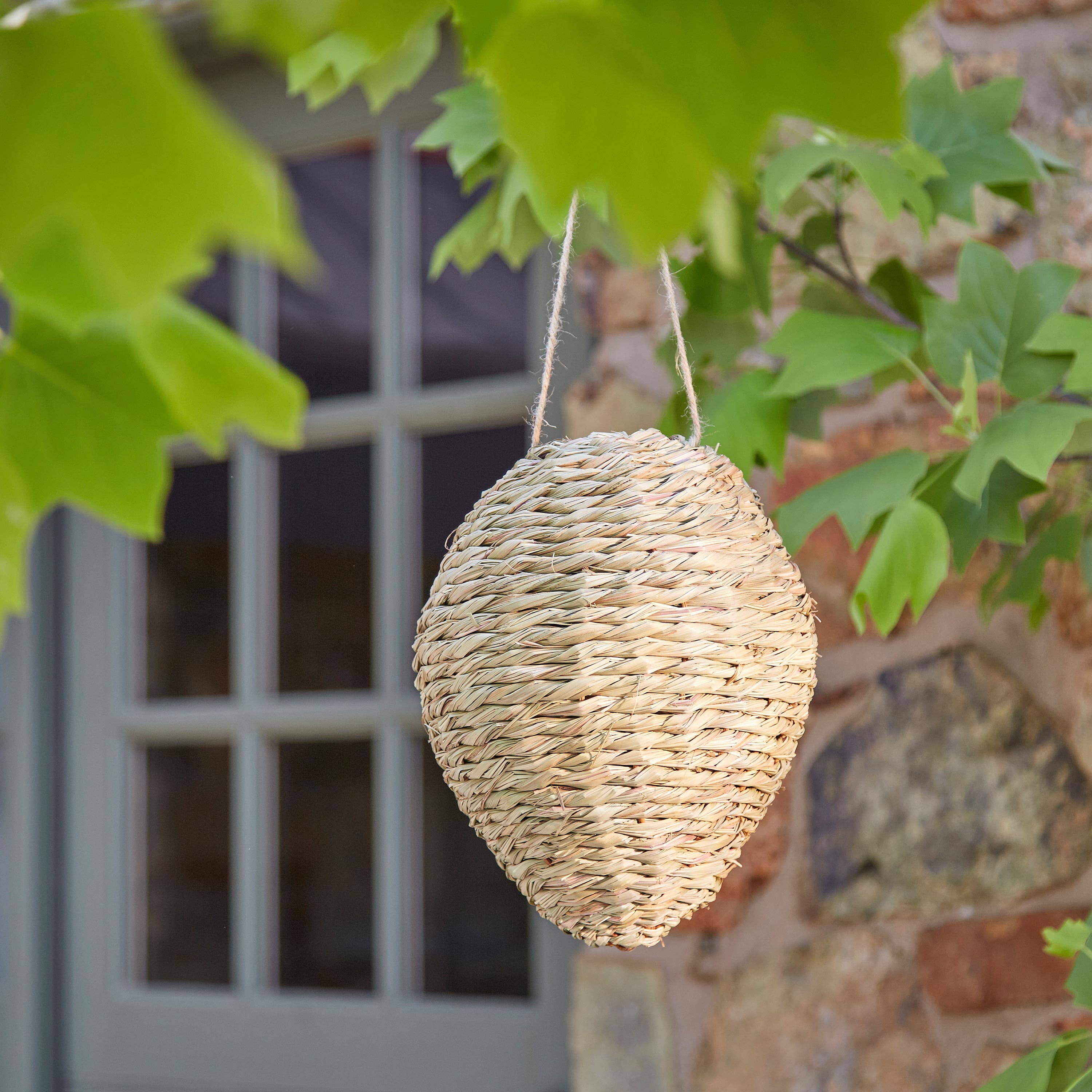 10" Wasp Deterrent, Woven