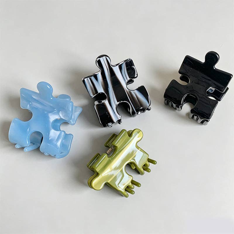 DAYLA - Geometric Pattern Claw Clip