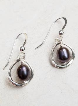 Sosie Designs - 925 - Organic Pod Pearl Earrings - Peacock