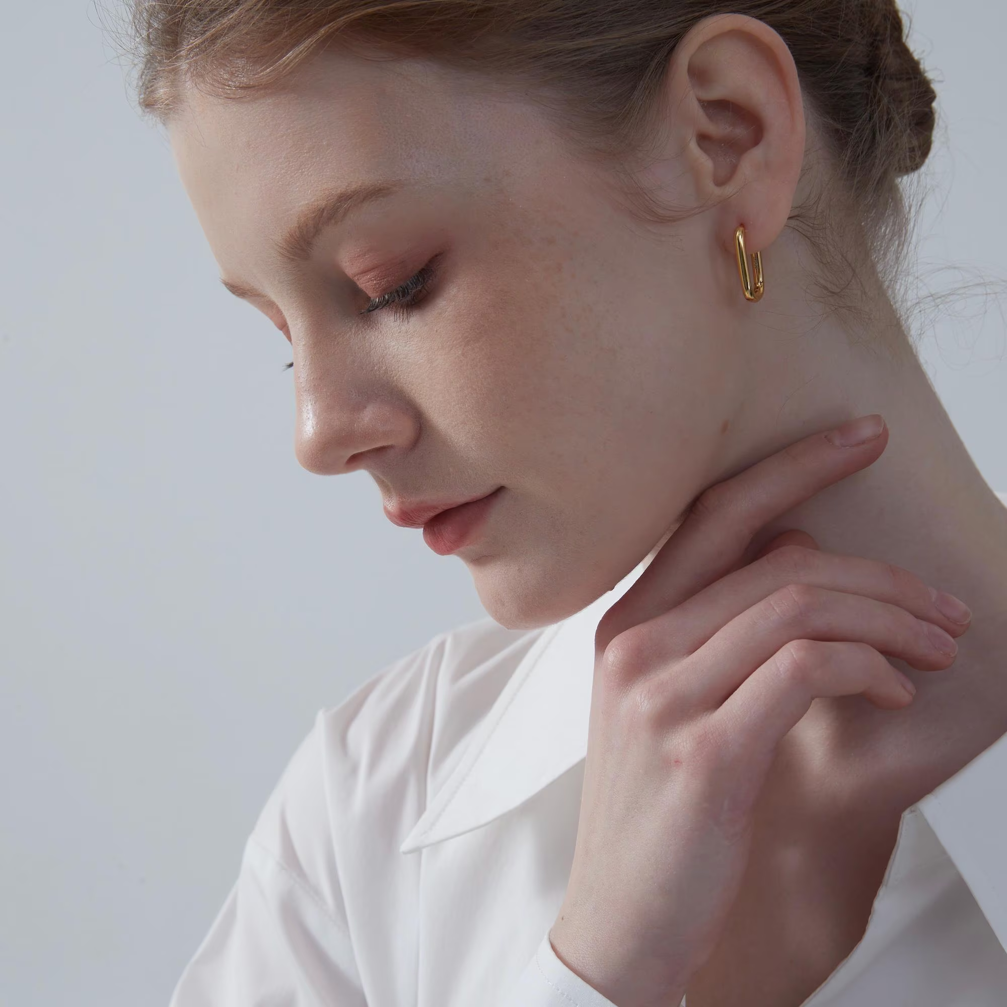 Perimade & Co. LLC - Minimalist Rectangular Hoop Earrings in 925 Sterling Silver