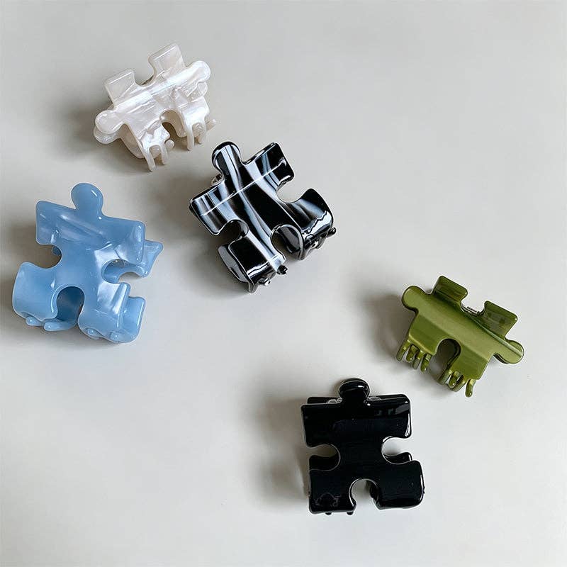 DAYLA - Geometric Pattern Claw Clip