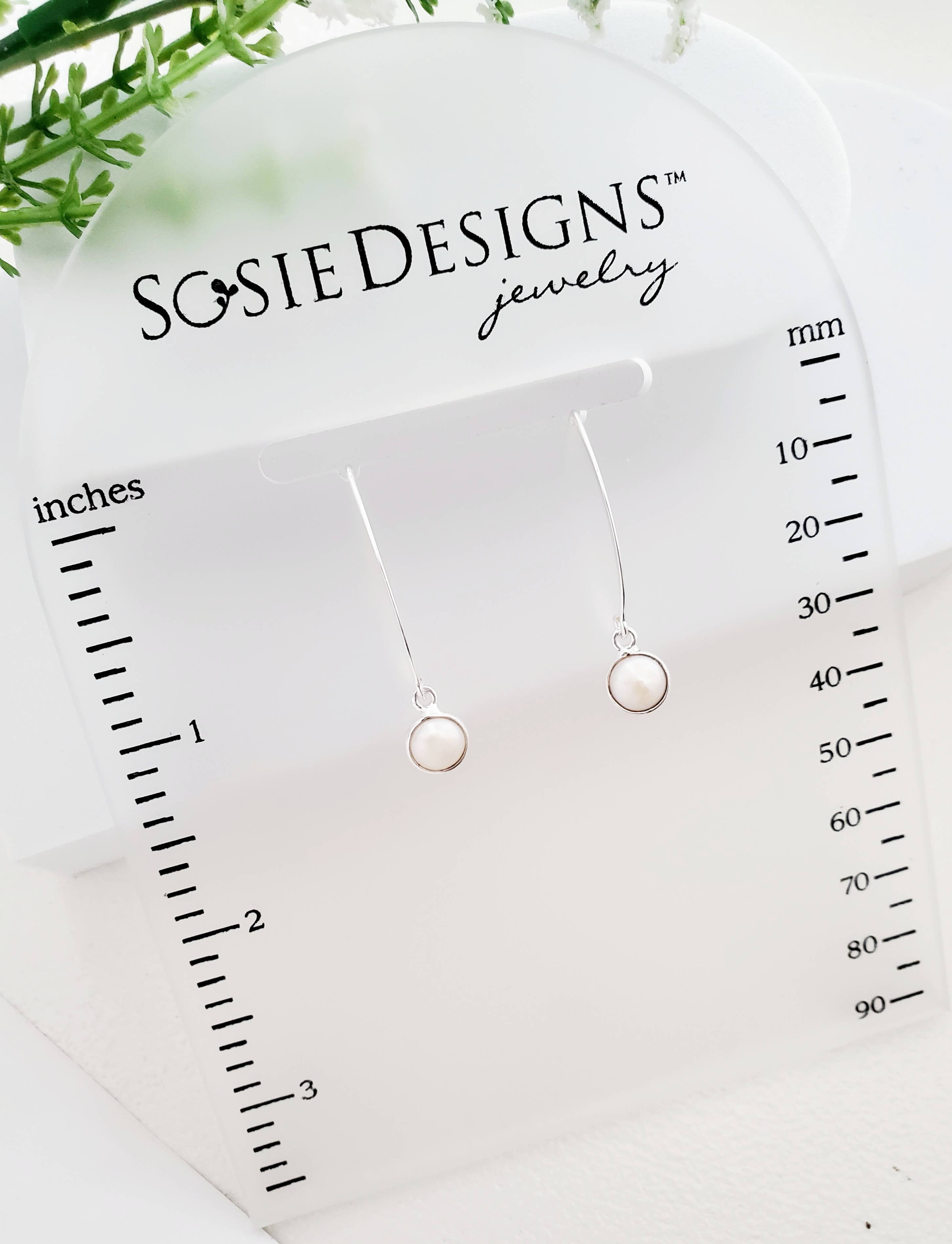 Sosie Designs - Sterling Silver 925 -  Flat Marquis Round Bezeled Pearl Earring - White
