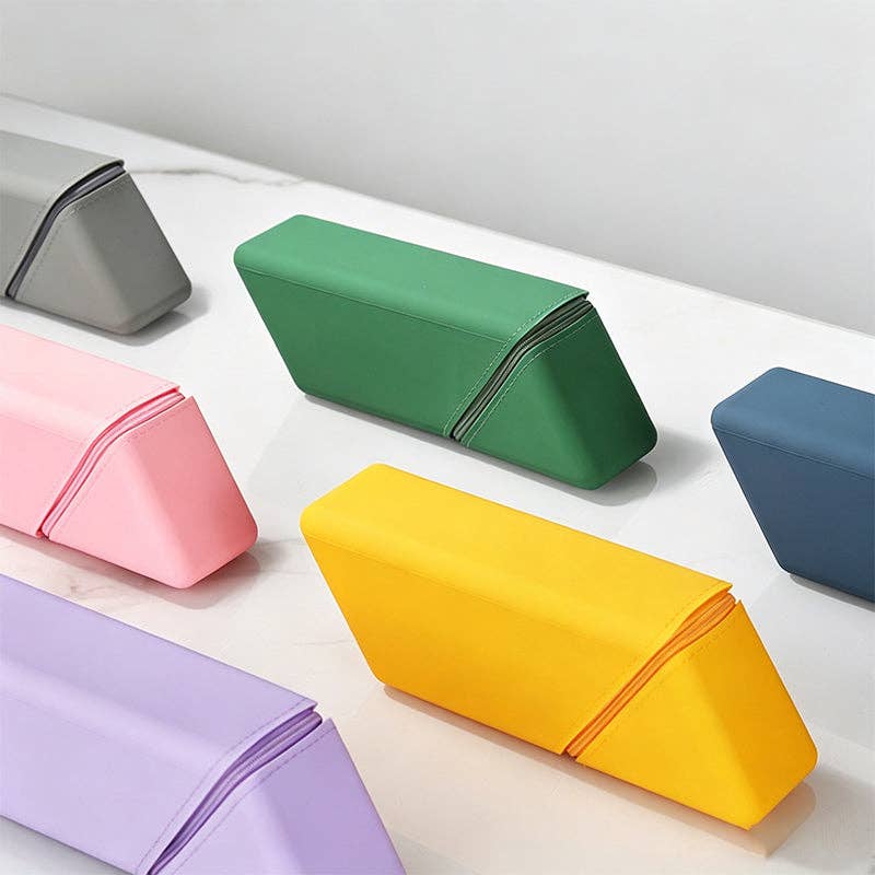 DAYLA - Triangular Standing Pencil Case