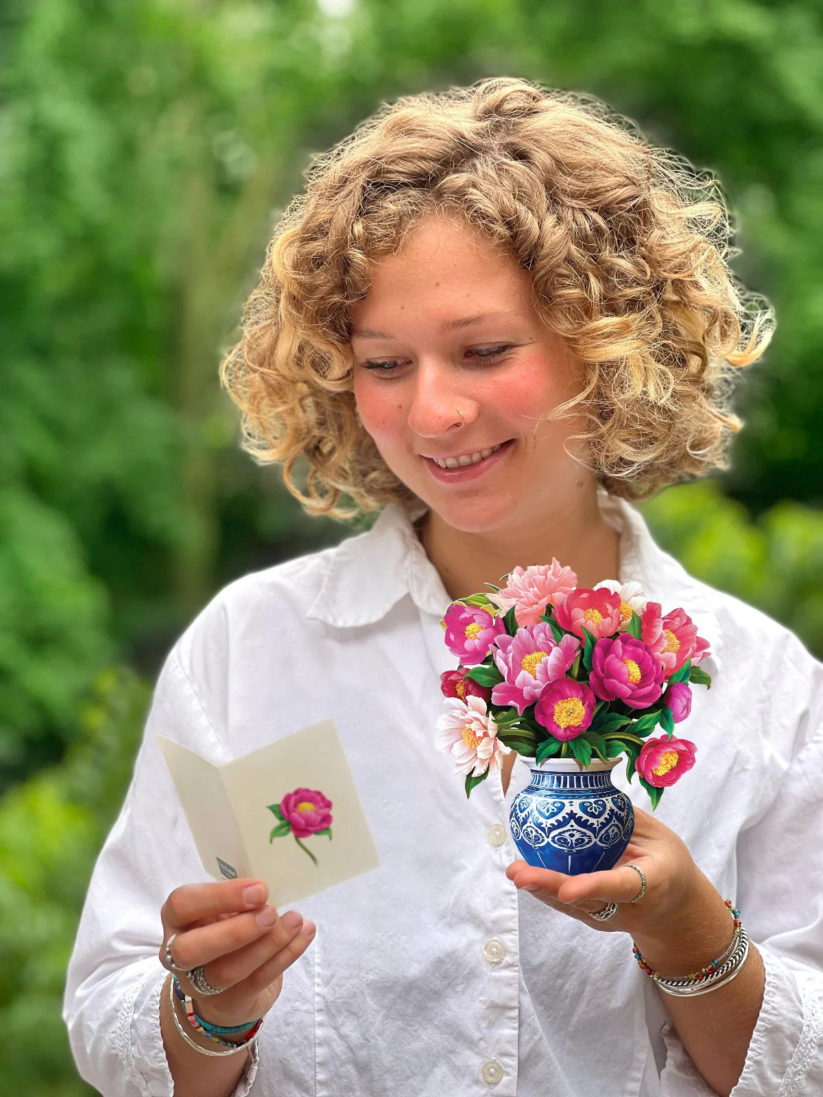 Freshcut Paper. Mini Peony Paradise Pop-Up Card