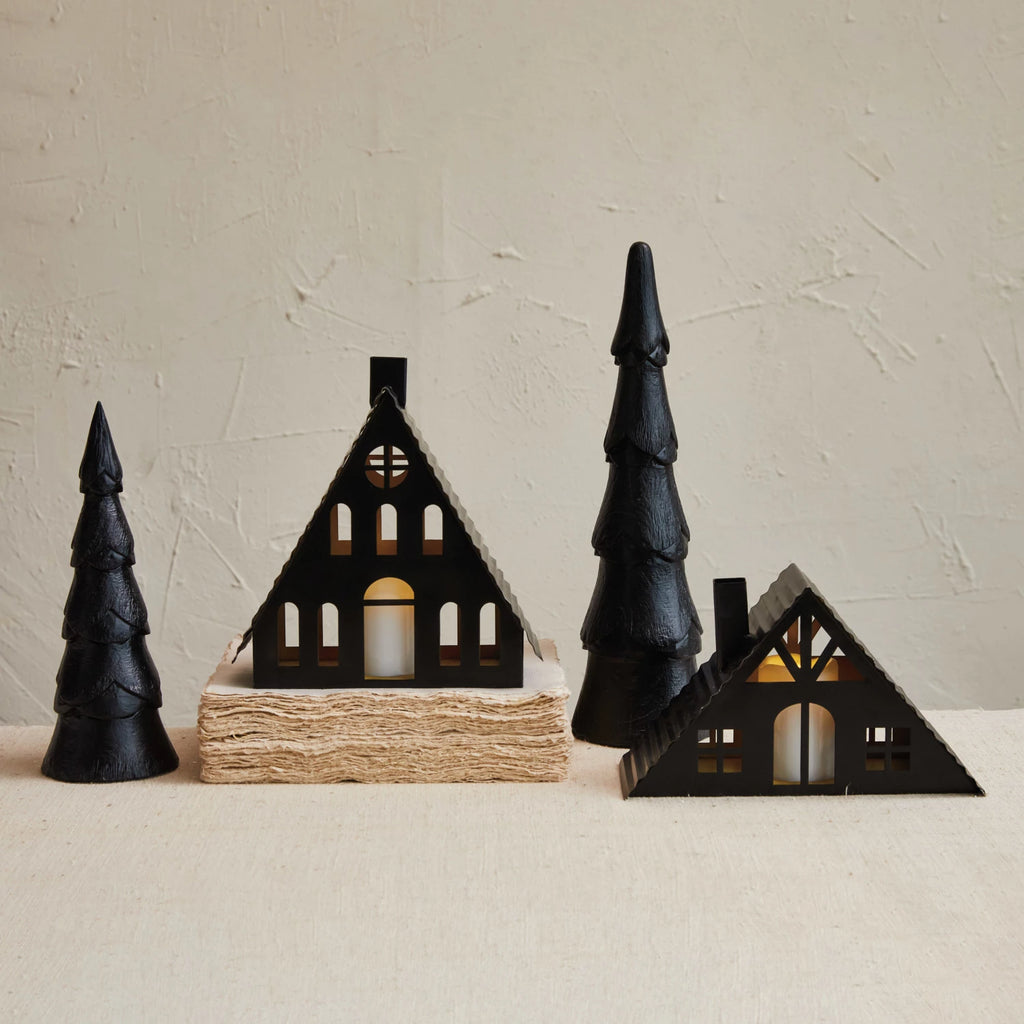 Creative Co-op - Hand Carved Mango Wood Christmas Tree with Design