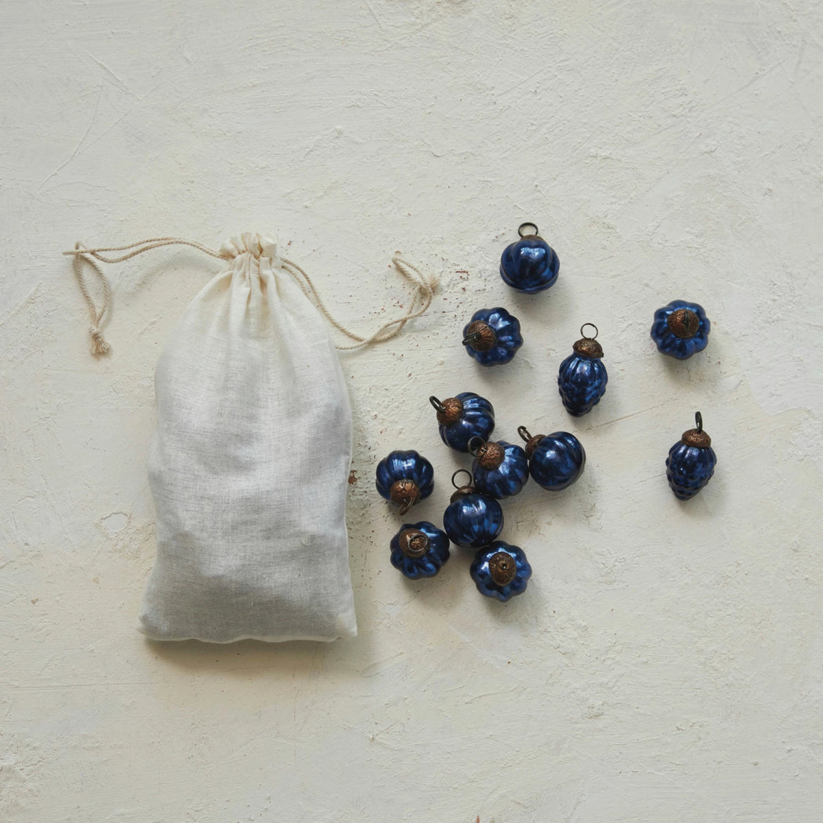 Creative Co-Op - Embossed Recycled Mercury Glass Ornament In Muslin Bag ( Set of 36)