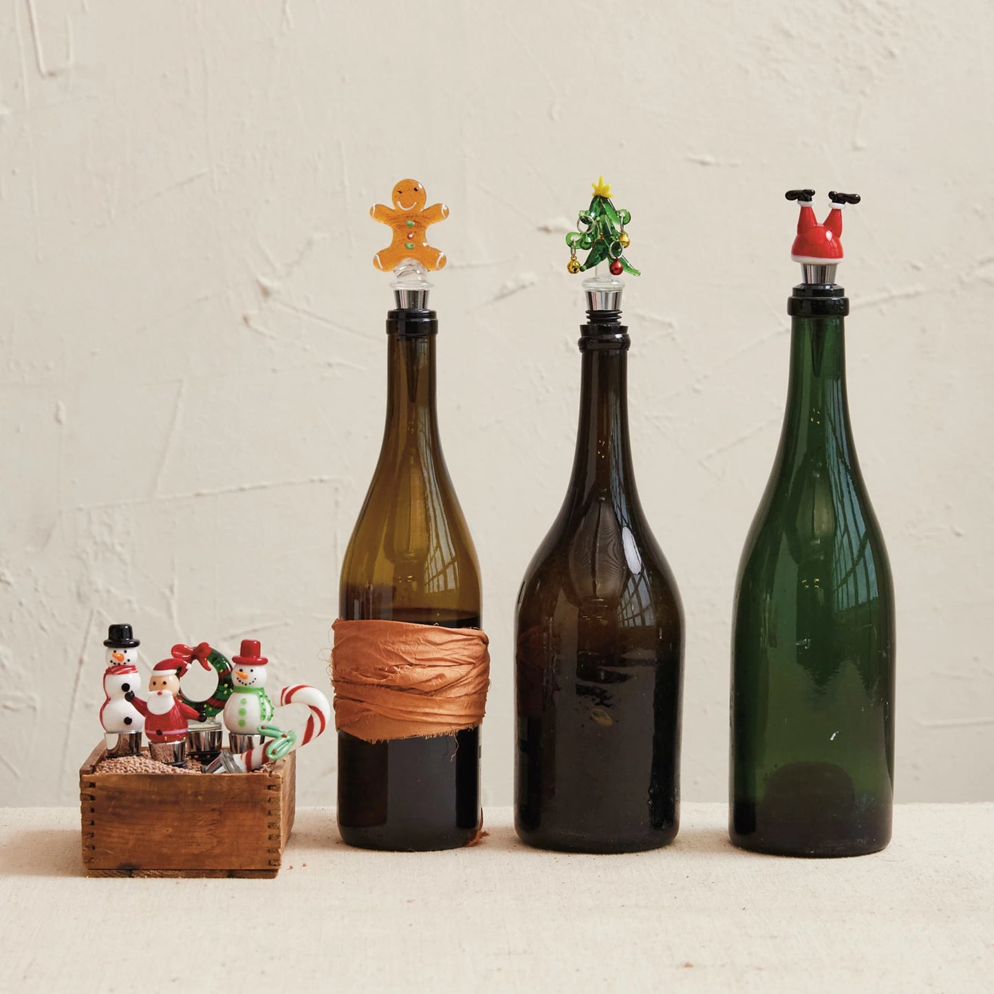 Wine  Stopper w/Glass Holiday Icon