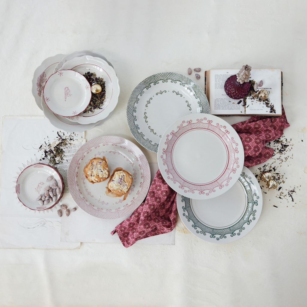 Creative Co-Op -Stoneware Plate with Pattern (4 Styles)
