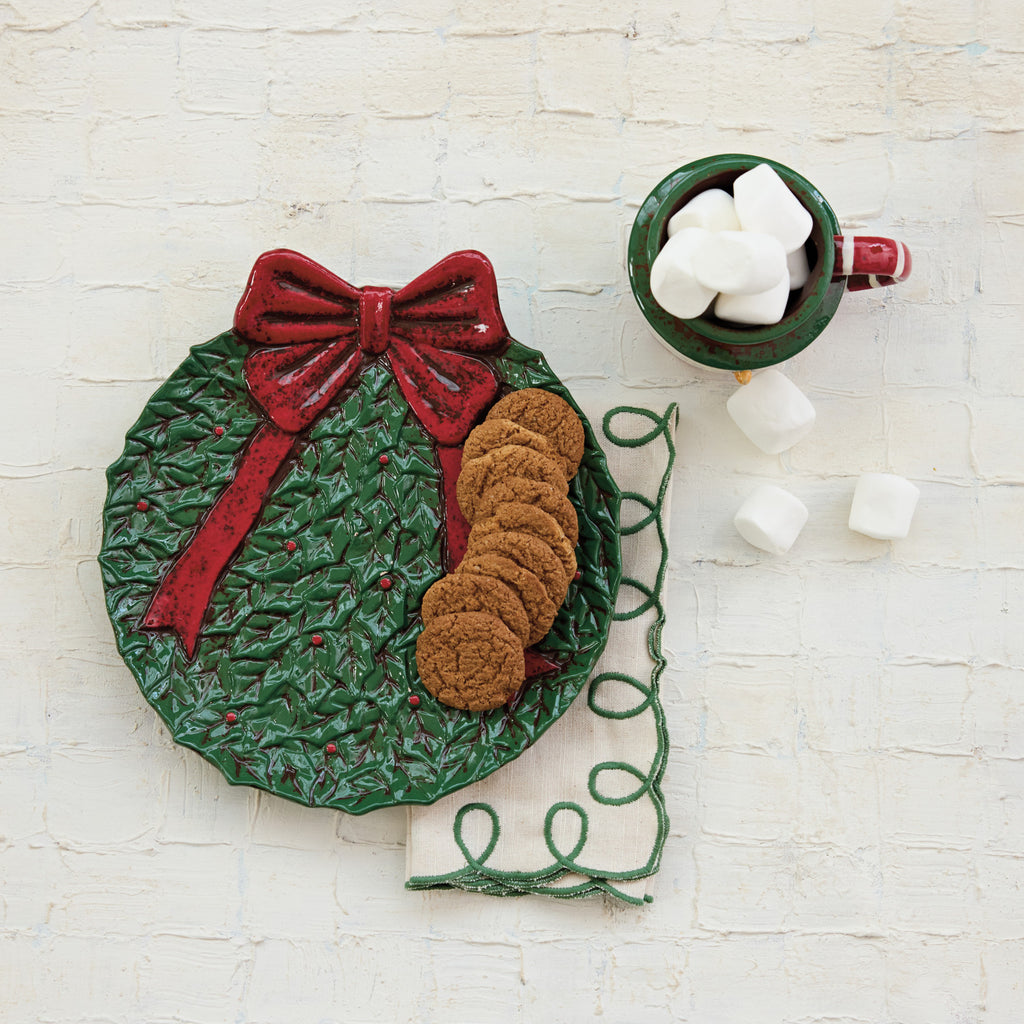 Creative Co-Op - Hand-Painted Ceramic Wreath Shaped Plate with Bow, Red & Green