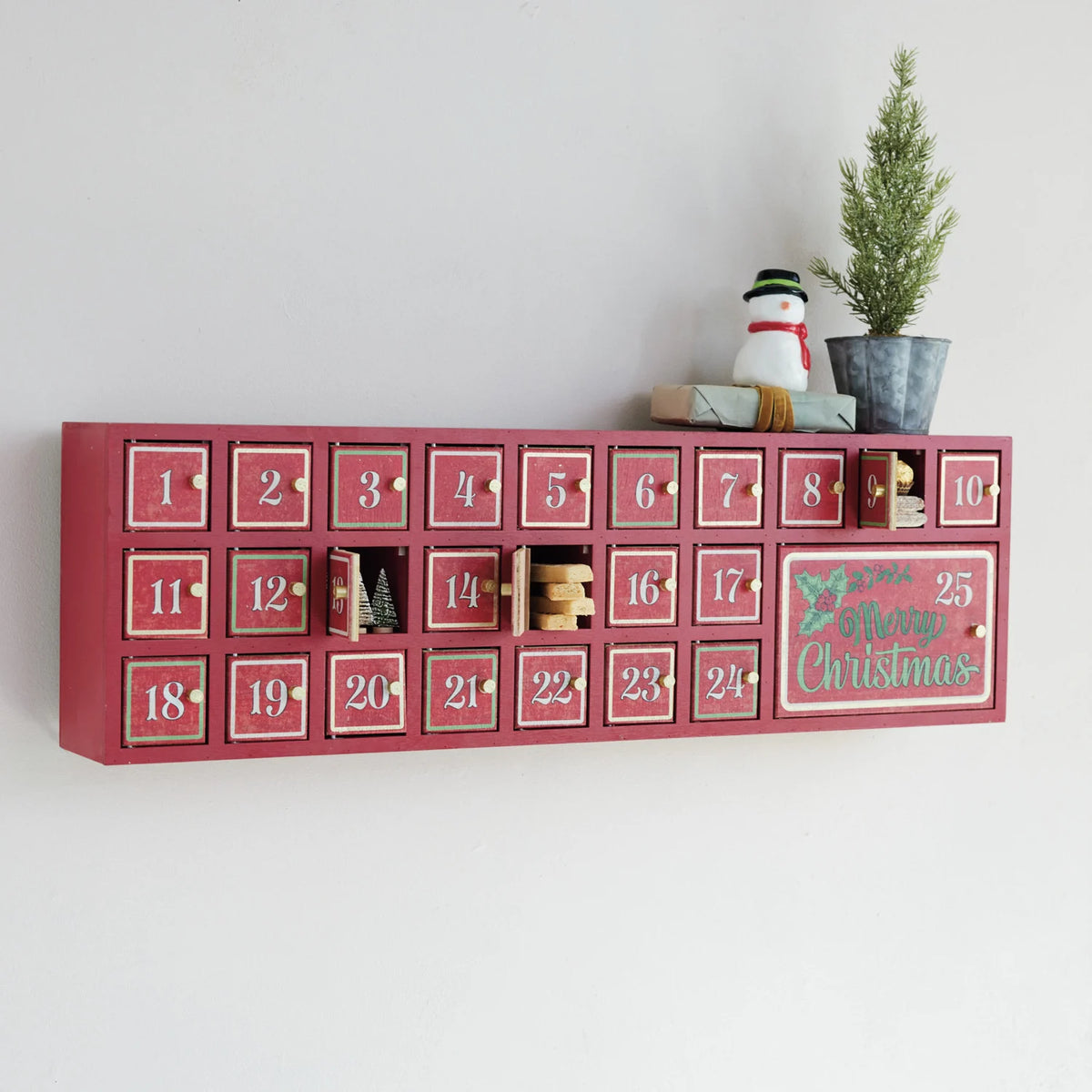Adventure Calendar w/25 Doors "Merry Christmas"