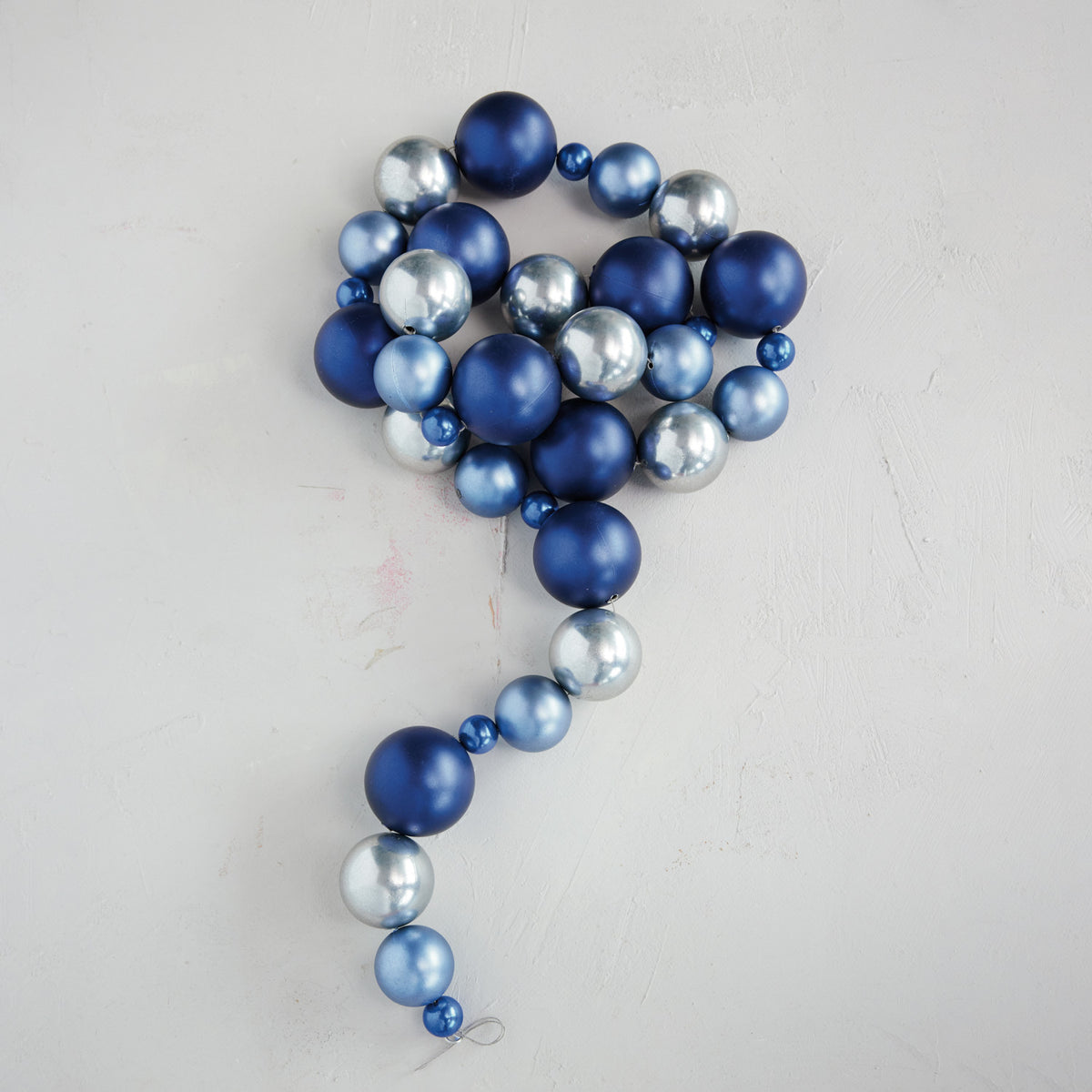 Creative Co-Op-Plastic Ball Garland, Blue & Silver Finish